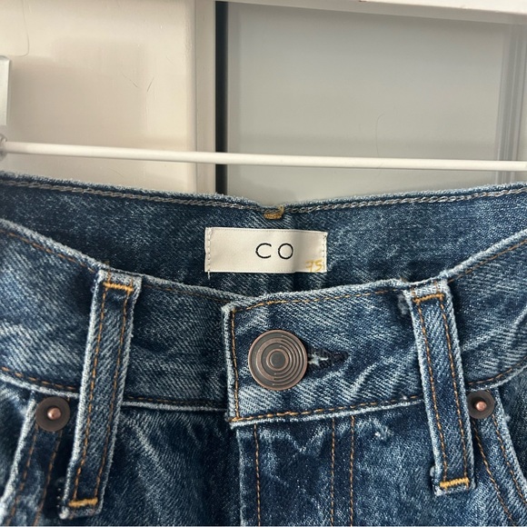 New CO Hi Rise Tapered Jeans - Picture 4 of 8